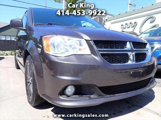 2017 Dodge Grand Caravan SXT for sale in Milwaukee, WI
