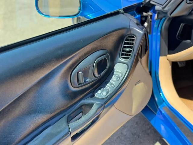 1999 Chevrolet Corvette Base