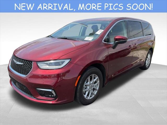 2023 Chrysler Pacifica Touring L for sale near Celina, OH