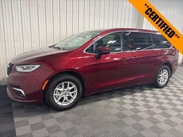2023 Chrysler Pacifica Touring L