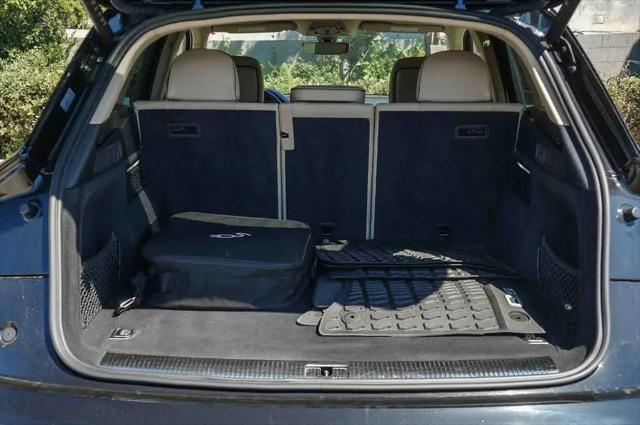 2024 Audi Q5 Premium Plus 55 TFSI e S line quattro S tronic