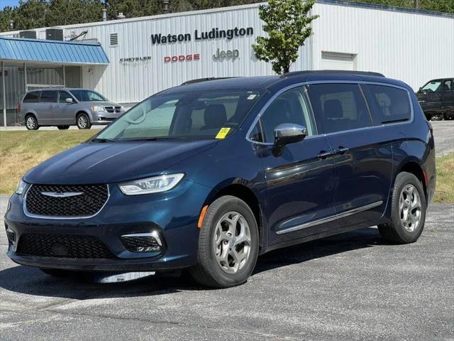 2023 Chrysler Pacifica Limited AWD
