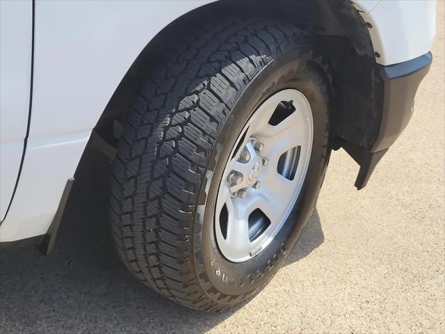 2024 Ram 1500 Tradesman Crew Cab 4x4 5'7" Box