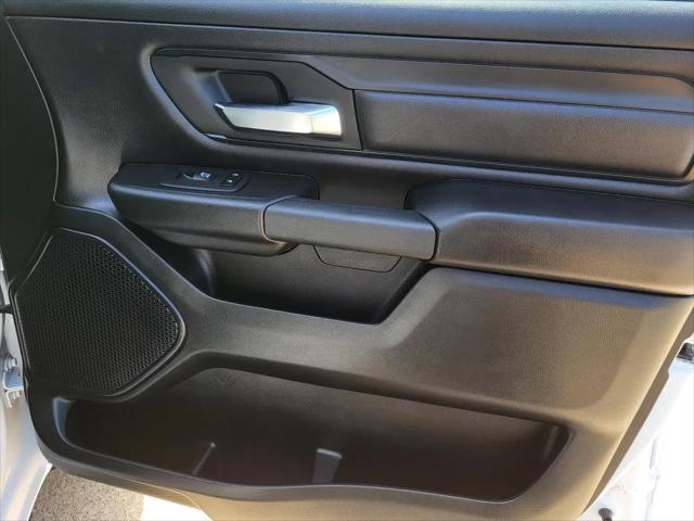 2024 Ram 1500 Tradesman Crew Cab 4x4 5'7" Box
