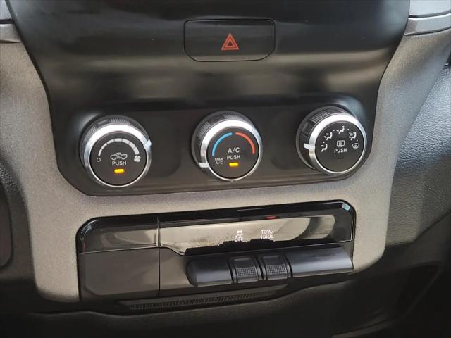 2024 Ram 1500 Tradesman Crew Cab 4x4 5'7" Box