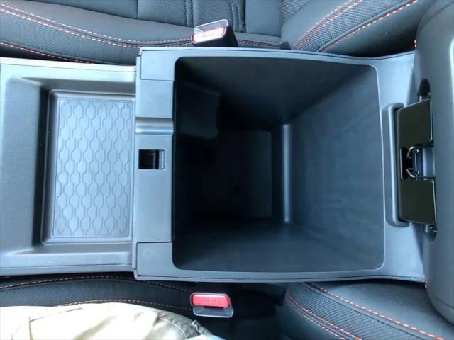 2025 Nissan Frontier Crew Cab PRO-4X 4x4