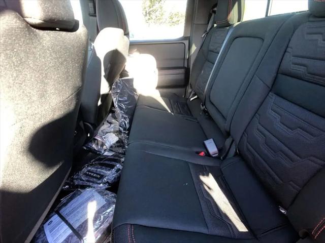 2025 Nissan Frontier Crew Cab PRO-4X 4x4