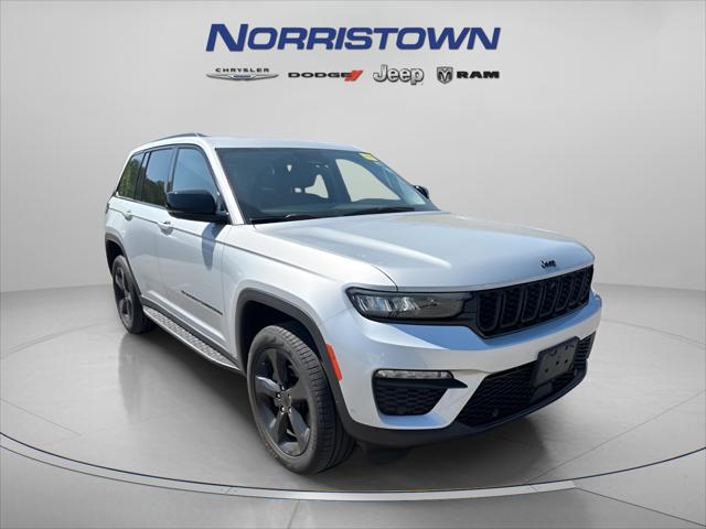 2023 Jeep Grand Cherokee Limited 4x4 2023 Jeep Grand Cherokee Limited 4x4