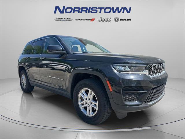 2023 Jeep Grand Cherokee Laredo 4x4 2023 Jeep Grand Cherokee Laredo 4x4