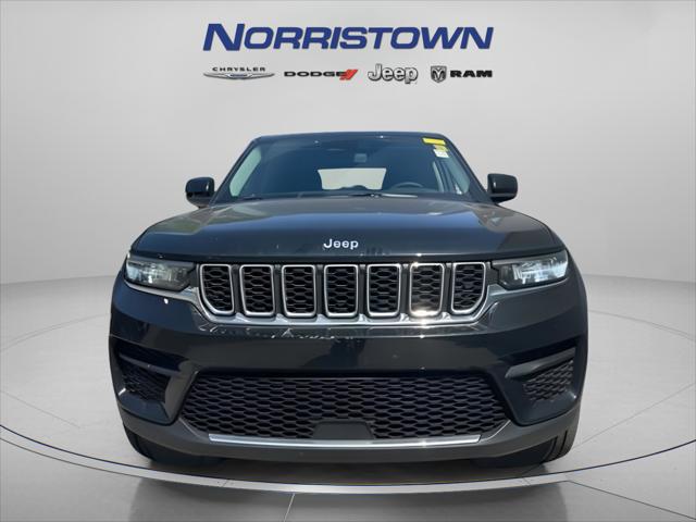 2023 Jeep Grand Cherokee Laredo 4x4 2023 Jeep Grand Cherokee Laredo 4x4