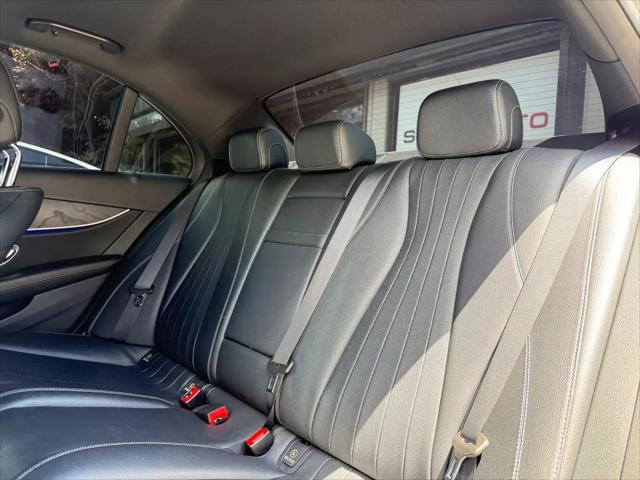 2017 Mercedes-Benz E-CLASS E 300 E 300