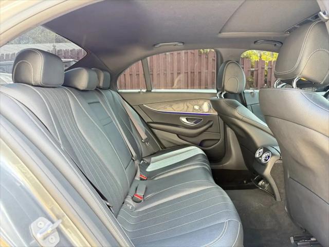 2017 Mercedes-Benz E-CLASS E 300 E 300