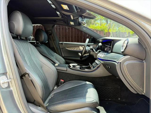 2017 Mercedes-Benz E-CLASS E 300 E 300