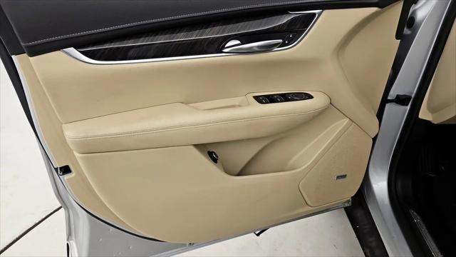2018 Cadillac XT5 Standard