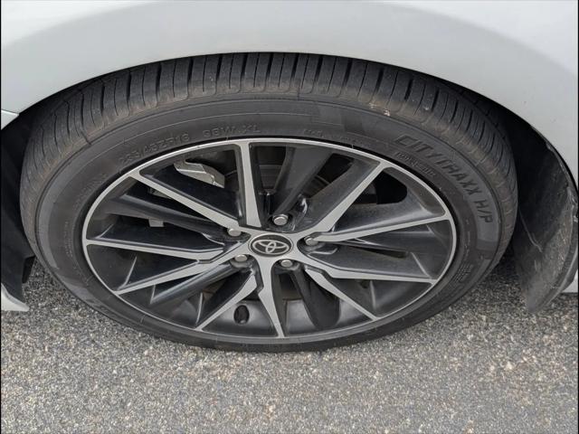 2023 Toyota Camry SE Hybrid