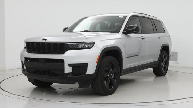 2023 Jeep Grand Cherokee L Altitude 4x2