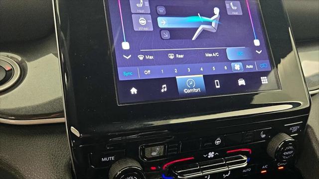 2023 Jeep Grand Cherokee L Altitude 4x2