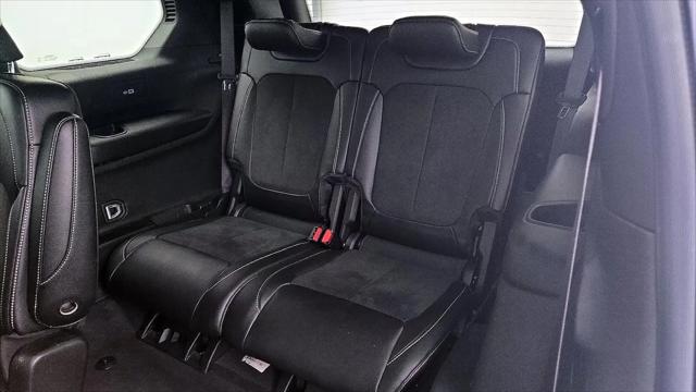 2023 Jeep Grand Cherokee L Altitude 4x2