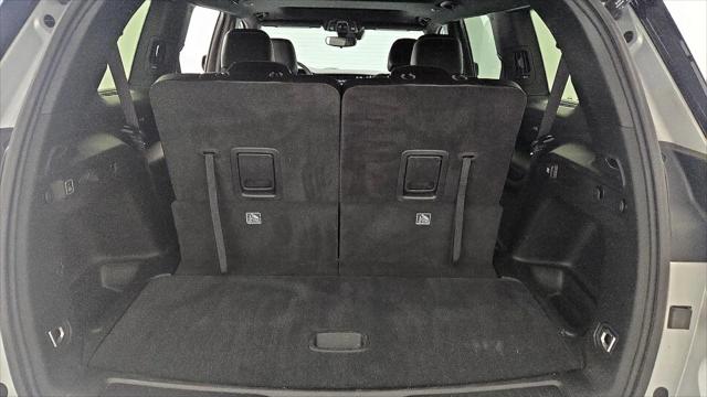 2023 Jeep Grand Cherokee L Altitude 4x2