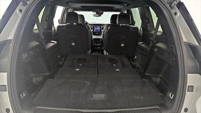 2023 Jeep Grand Cherokee L Altitude 4x2