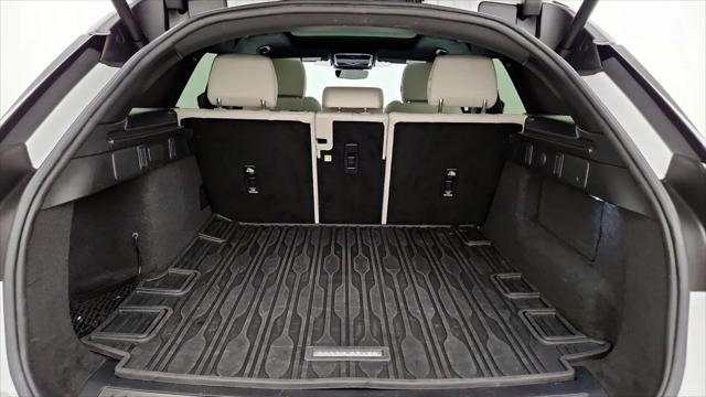 2023 Land Rover Range Rover Velar P340 R-Dynamic S MHEV