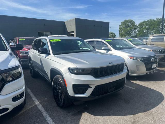 2025 Jeep Grand Cherokee Altitude X 4x4