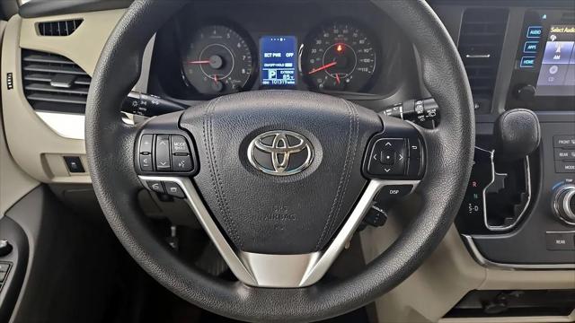 2017 Toyota Sienna LE 8 Passenger