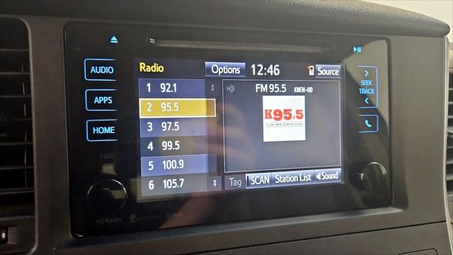 2017 Toyota Sienna LE 8 Passenger
