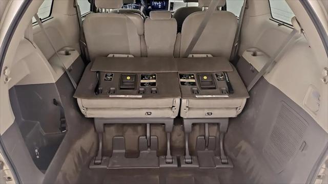 2017 Toyota Sienna LE 8 Passenger