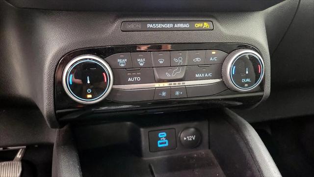 2022 Ford Escape SE Hybrid