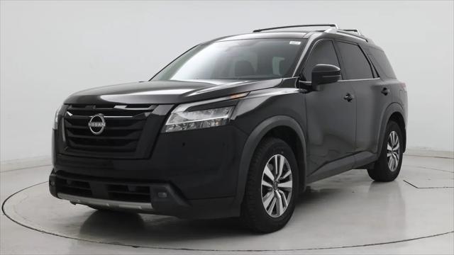 2023 Nissan Pathfinder SL 4WD