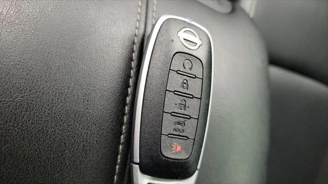 2023 Nissan Pathfinder SL 4WD