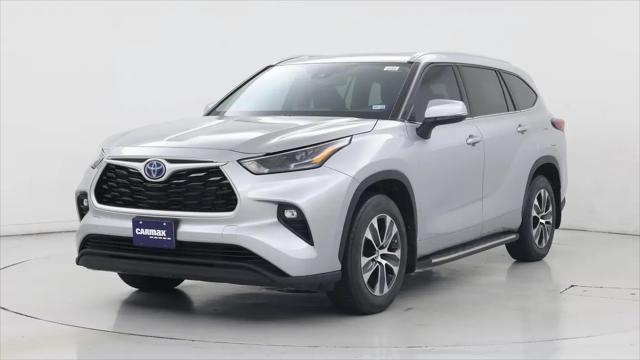 2022 Toyota Highlander Hybrid XLE
