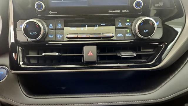 2022 Toyota Highlander Hybrid XLE