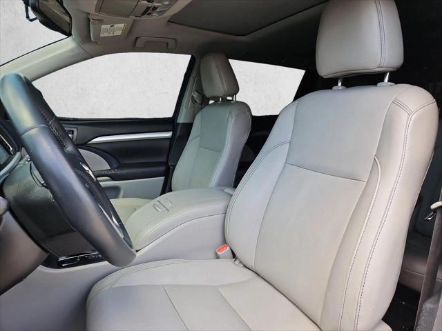 2016 Toyota Highlander XLE V6