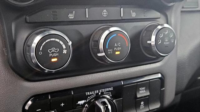2023 Ram 1500 Big Horn Crew Cab 4x2 5'7" Box
