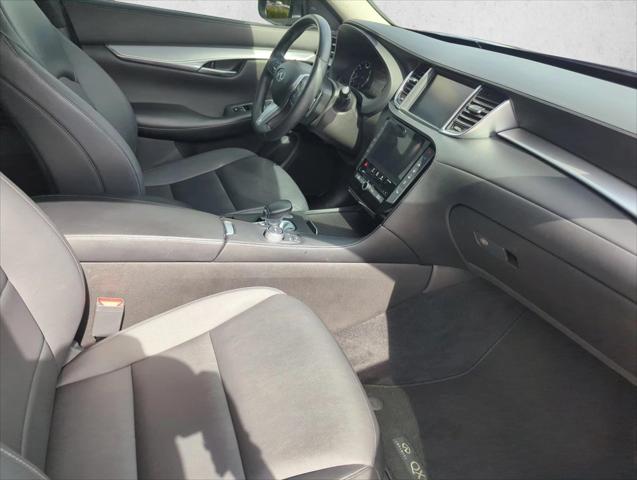 2021 INFINITI QX50 LUXE