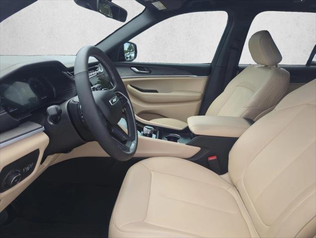 2025 Jeep Grand Cherokee Limited 4x2