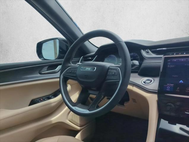 2025 Jeep Grand Cherokee Limited 4x2