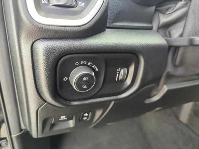 2020 Ram 1500 Big Horn Crew Cab 4x2 5'7" Box