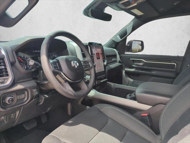 2025 Ram 1500 Big Horn Crew Cab 4x4 5'7" Box