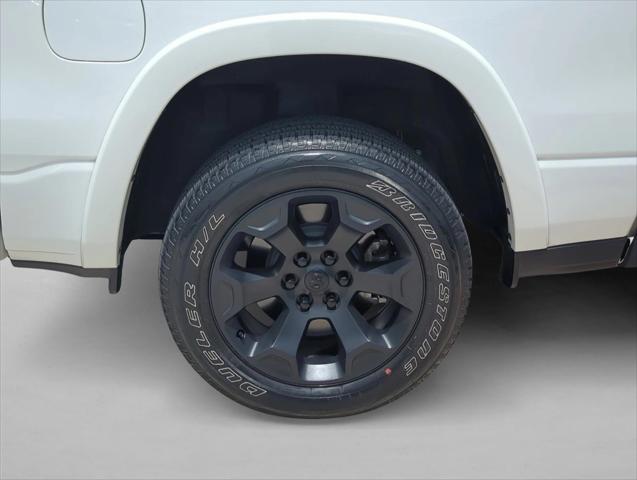 2025 Ram 1500 Big Horn Crew Cab 4x4 5'7" Box