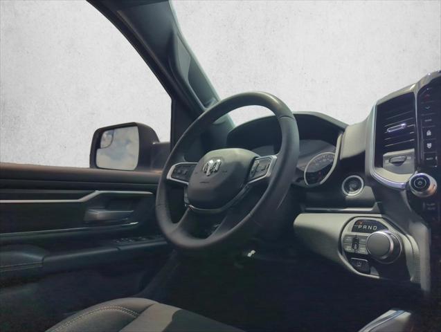 2025 Ram 1500 Big Horn Crew Cab 4x4 5'7" Box