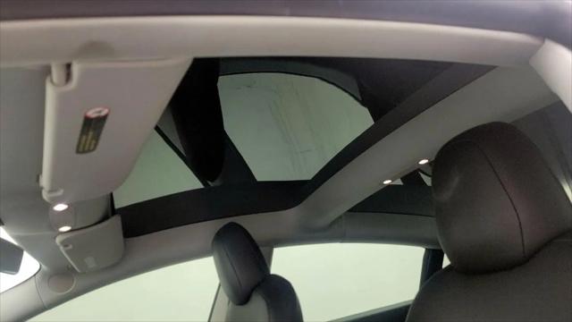 2022 Tesla Model 3 Long Range Dual Motor All-Wheel Drive