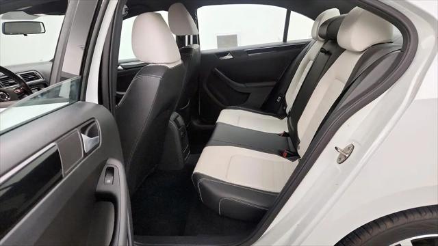 2015 Volkswagen Jetta 1.8T Sport