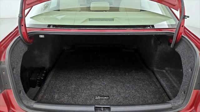 2016 Volkswagen Passat 1.8T SE