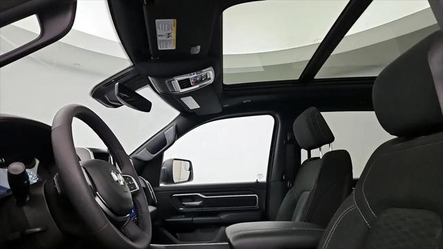2025 Ram 1500 Big Horn Crew Cab 4x4 5'7" Box
