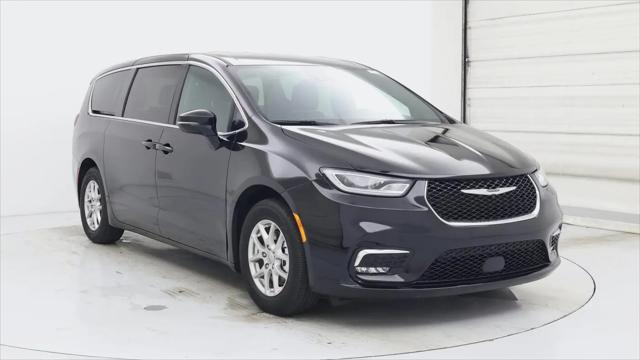2025 Chrysler Pacifica Select for sale in Pensacola, FL