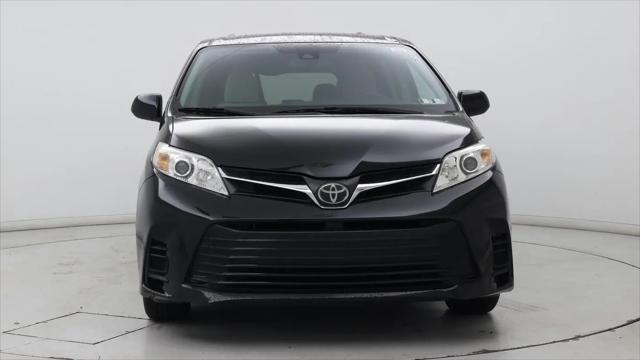 2018 Toyota Sienna LE 7 Passenger