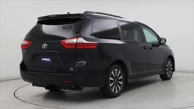 2018 Toyota Sienna LE 7 Passenger